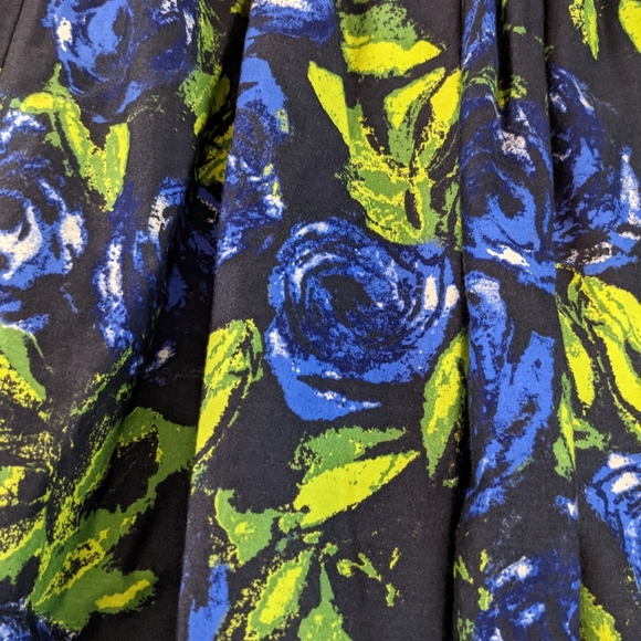 Ann Taylor LOFT Floral Pleated Skirt Women's 4 - Picture 4 of 8